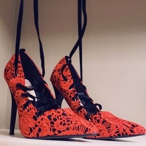 Lace Pumps